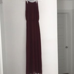 Chifon material burgundy maxi dress!